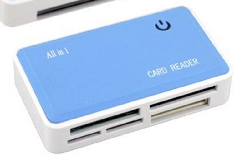 ASTROTEK USB Card Reader Hub showcasing multiple card slots for various memory cards.