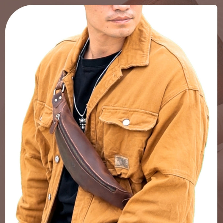 Bull Captain Retro Crazy Horse Leather Waist Bag, showcasing its stylish design and high-quality leather material.