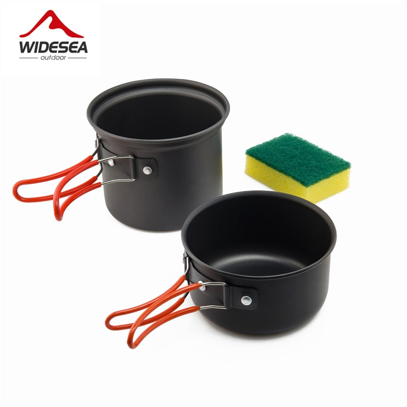 Camping tableware outdoor cooking set made of durable aluminium alloy, featuring a round pot with a 1.6L capacity for 1-2 users, ideal for hiking and travel.