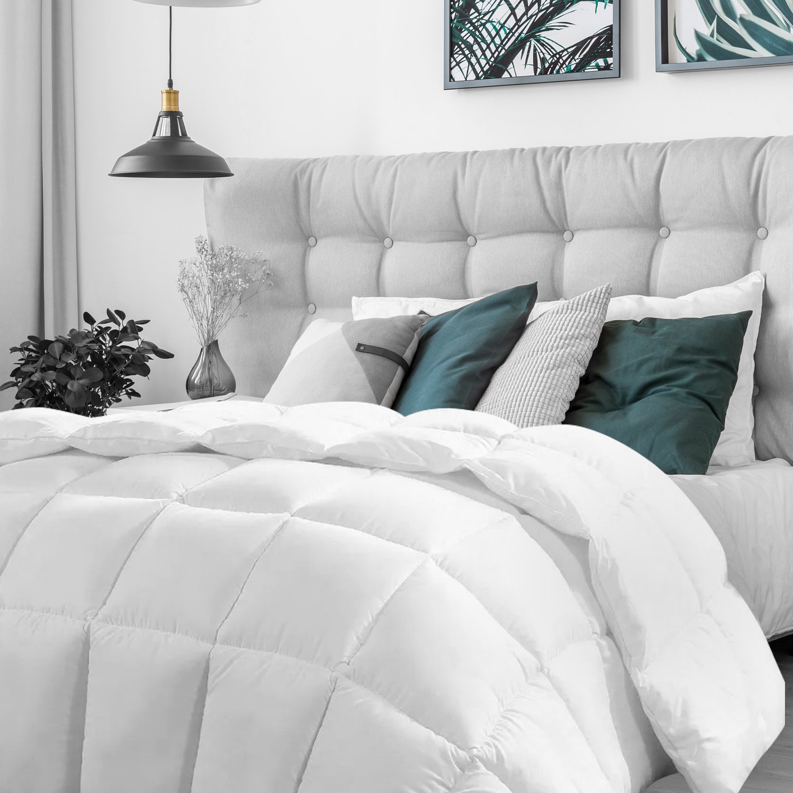 Casa Decor Silk Touch Quilt in soft microfibre with silk filling, showcasing its luxurious texture and antibacterial properties.