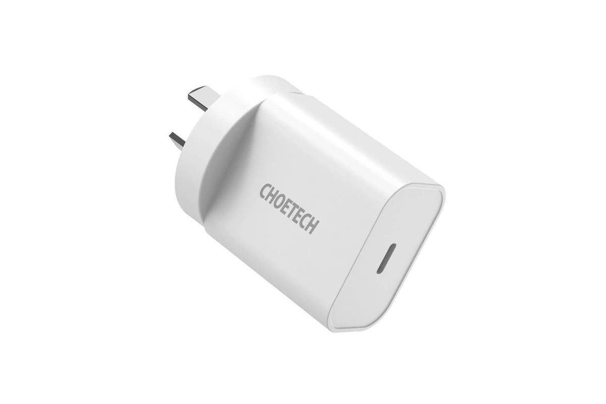 Choetech Q5004 PD Fast Type C Wall Charger 20W with USB-C to lightning cable, compact and portable design.