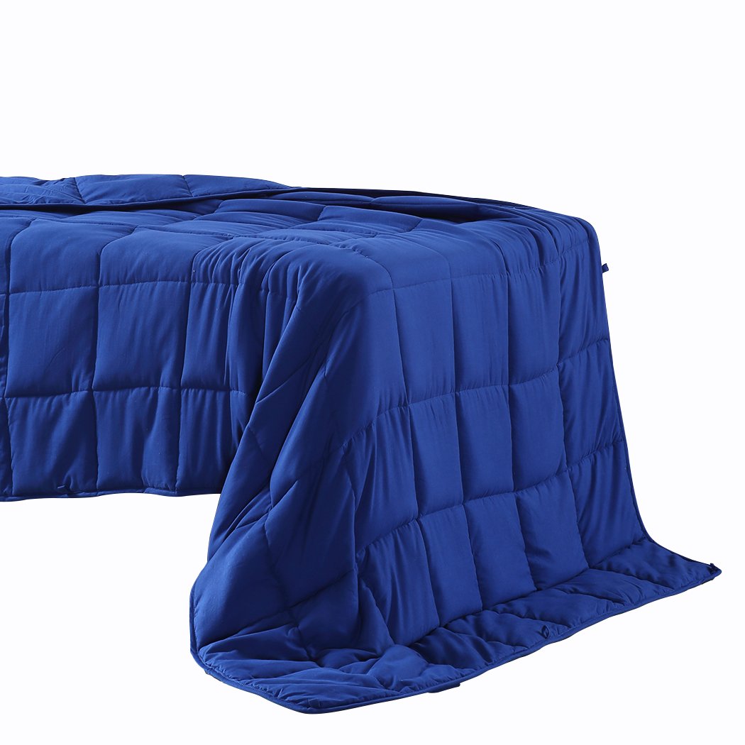 DreamZ Weighted Blanket Heavy Gravity Deep Relax 5KG in navy color, showcasing its soft texture and 3-layer design.