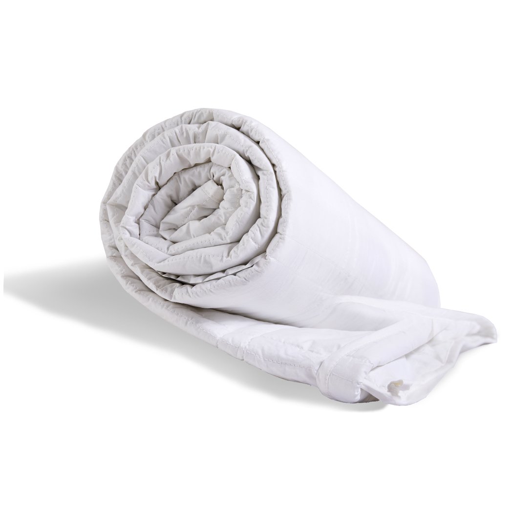 DreamZ Weighted Blanket in white, made of 100% hypoallergenic cotton, designed for adults to provide deep relaxation and comfort.