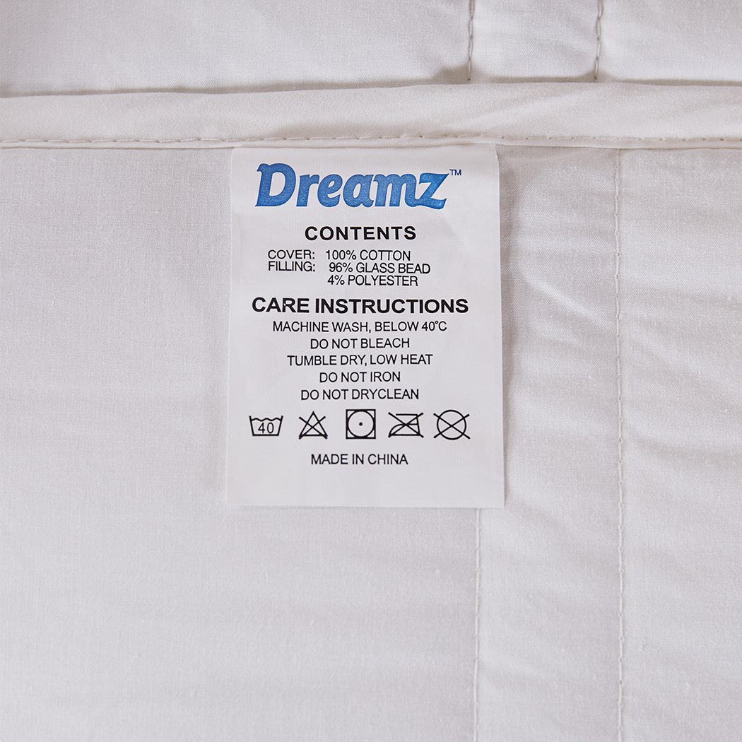 DreamZ Weighted Blanket in white, made of 100% hypoallergenic cotton, designed for adults to provide deep relaxation and comfort.