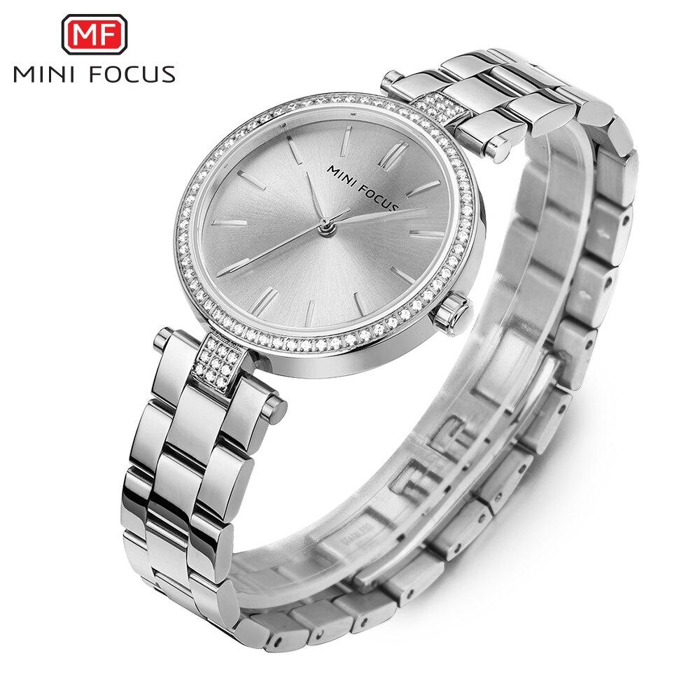 Fashion Casual Watch for Women featuring a stainless steel case and leather band, perfect for casual and formal occasions.