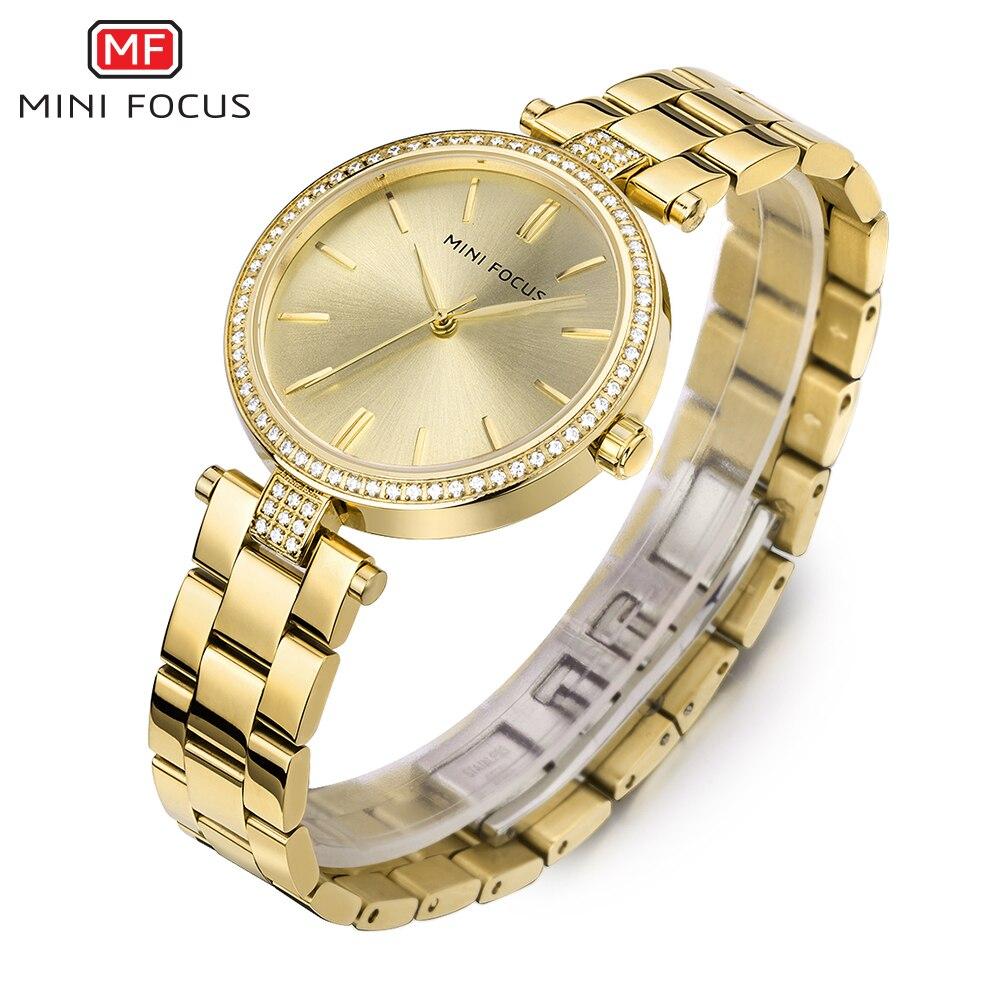 Fashion Casual Watch for Women featuring a stainless steel case and leather band, perfect for casual and formal occasions.