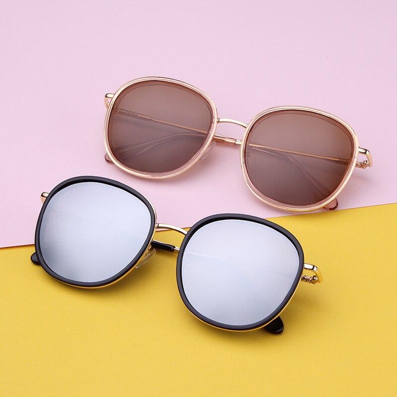 Fashion round sunglasses featuring green candy lenses and a pink frame, designed for both men and women, showcasing a luxurious and trendy style.