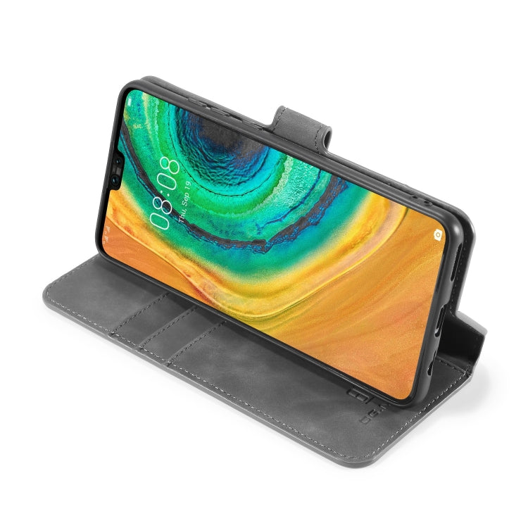 DG.MING Retro Oil Side Horizontal Flip Case for Huawei Mate 30, showcasing its stylish design and functional features.