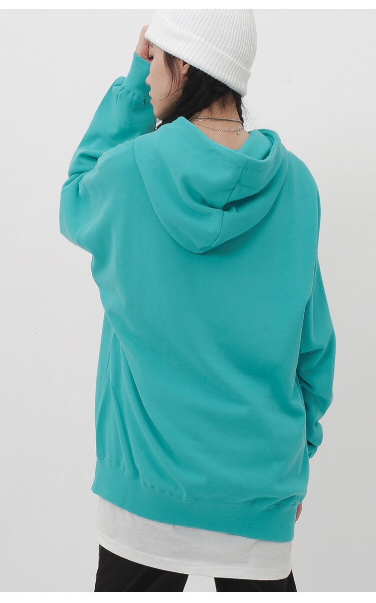 Men's hooded hoodie featuring a stylish heart print, perfect for high street fashion and casual winter wear.