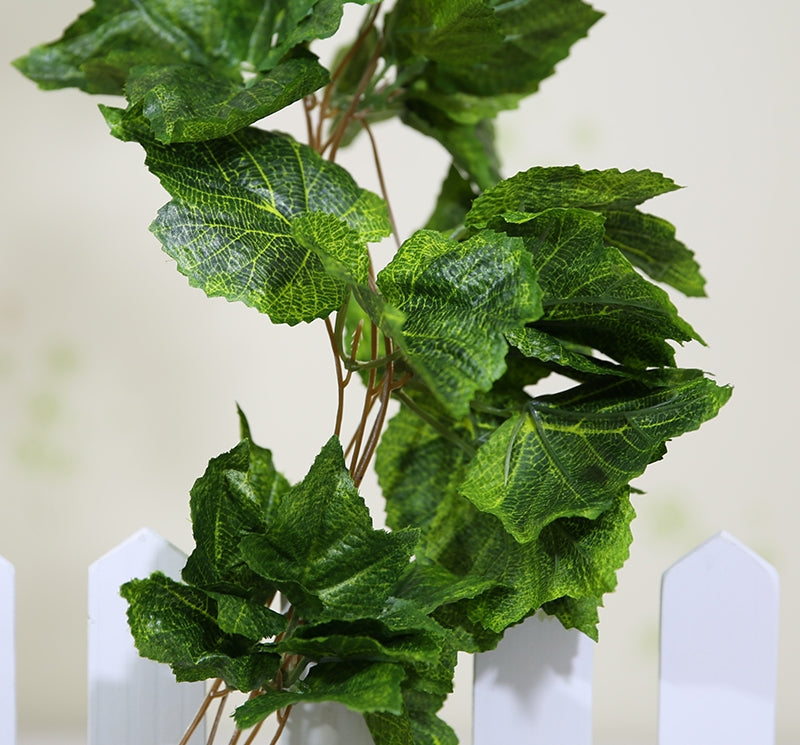 A pack of five 260cm long artificial ivy garland vines with realistic leaves in various sizes, perfect for home and event decor.