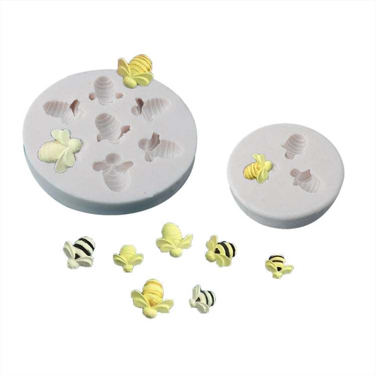 Little Bee Silicone Mold for fondant and chocolate, featuring a smooth surface and flexible design, ideal for baking and freezing.