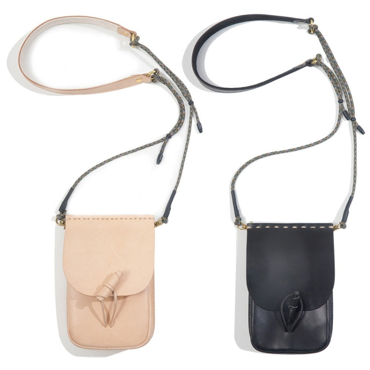 Maden YW2202204 Countermented Cowp Pyrobe Crossbody Bag showcasing plant-tanned cowhide leather with adjustable strap.