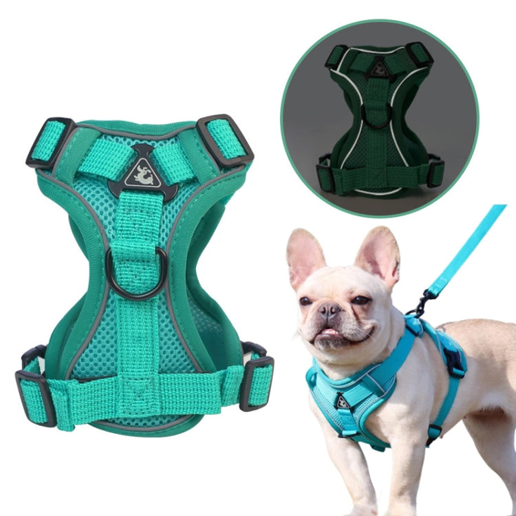 Reflective Pet Vest Harness and Traction Rope Set for dogs and cats, featuring breathable mesh fabric and adjustable straps for comfort and safety.