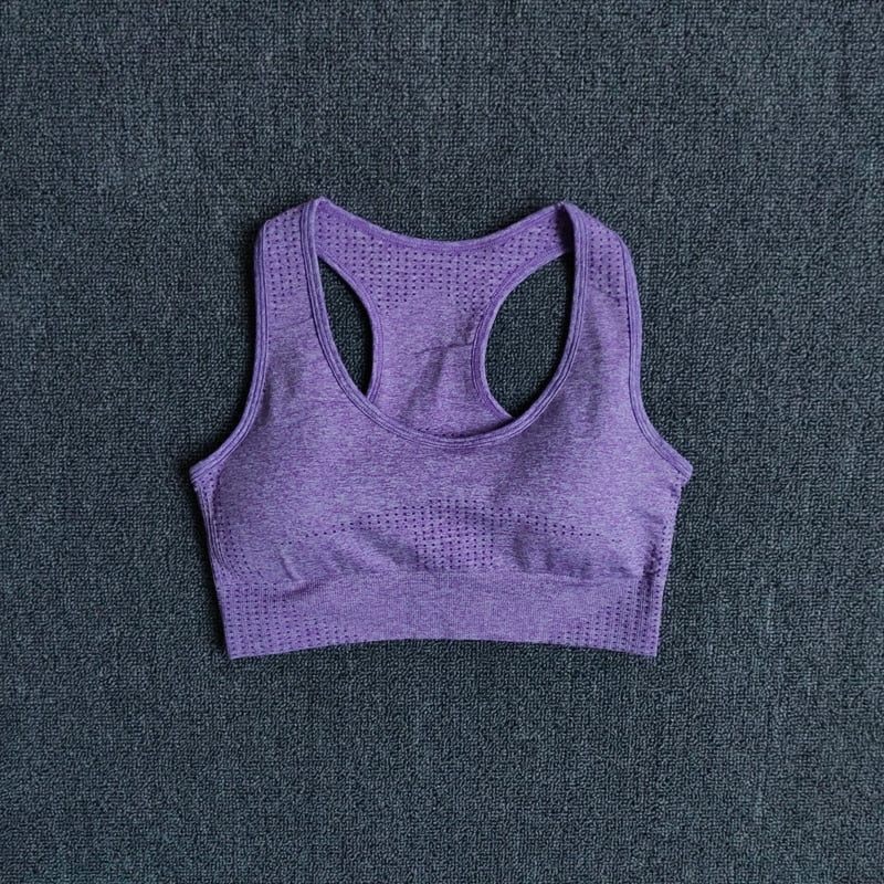 Seamless 3pcs Women Yoga Set featuring a crop top, workout bra, and high-waisted shorts in various colors.