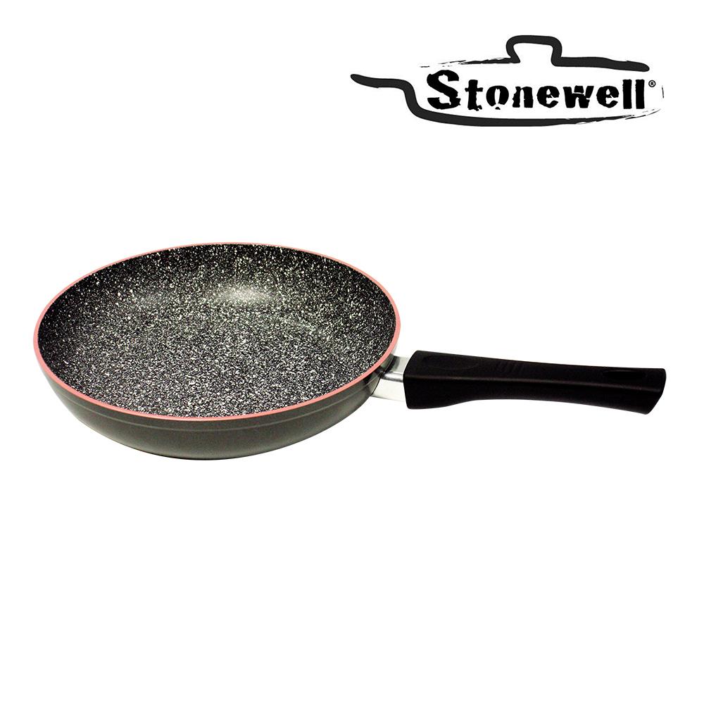 Non-stick frying pan with handle.