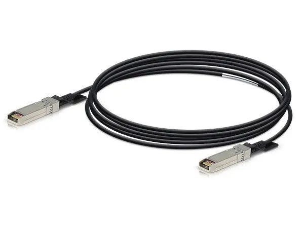 UBIQUITI UniFi Direct Attach Copper Cable 10Gbps 3m, showcasing its robust copper connectors and flexible design.