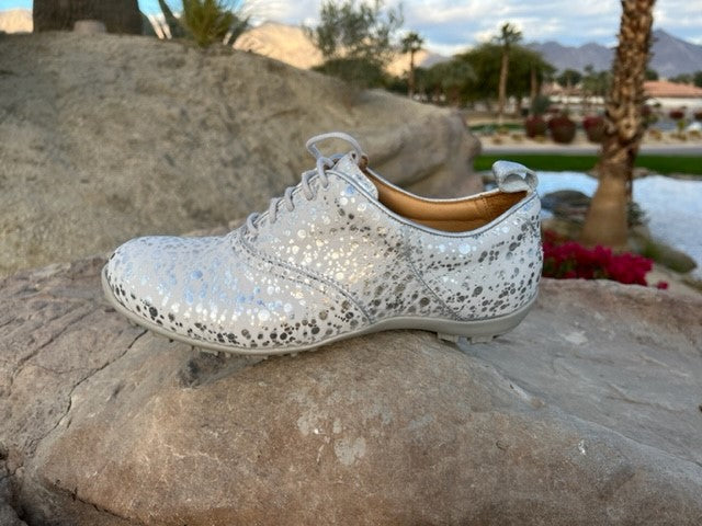 WesTees Aristocratic - Lizzy shoes made from soft Italian leather, showcasing elegant design and craftsmanship.