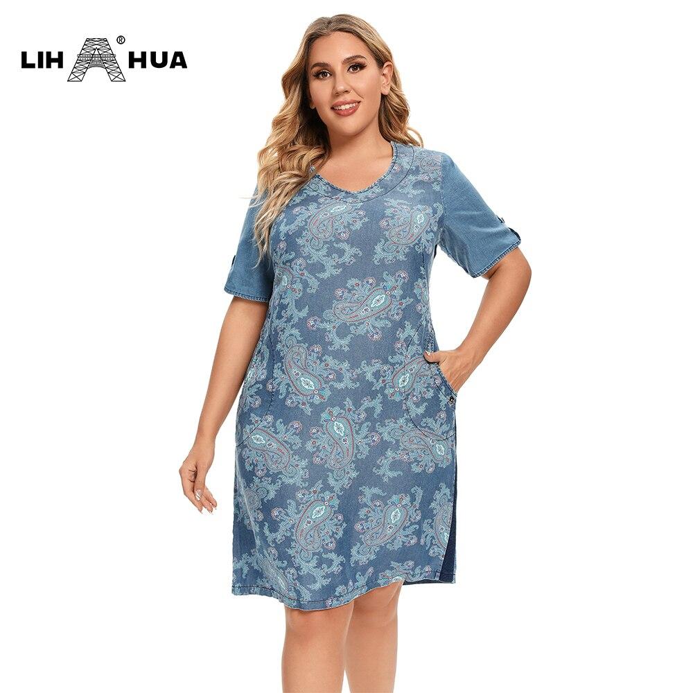 Women's Plus Size Denim Dress featuring a V-neck, short sleeves, and knee-length design, perfect for summer casual wear.