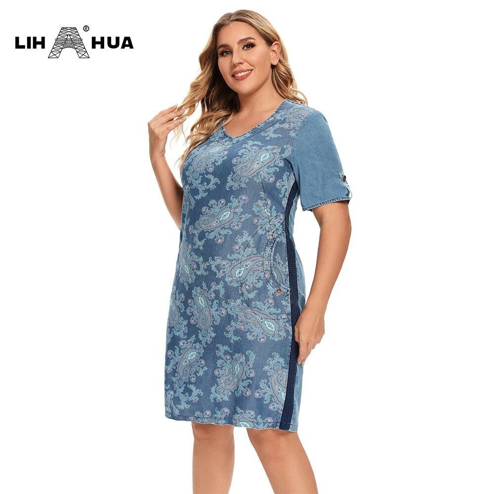 Women's Plus Size Denim Dress featuring a V-neck, short sleeves, and knee-length design, perfect for summer casual wear.