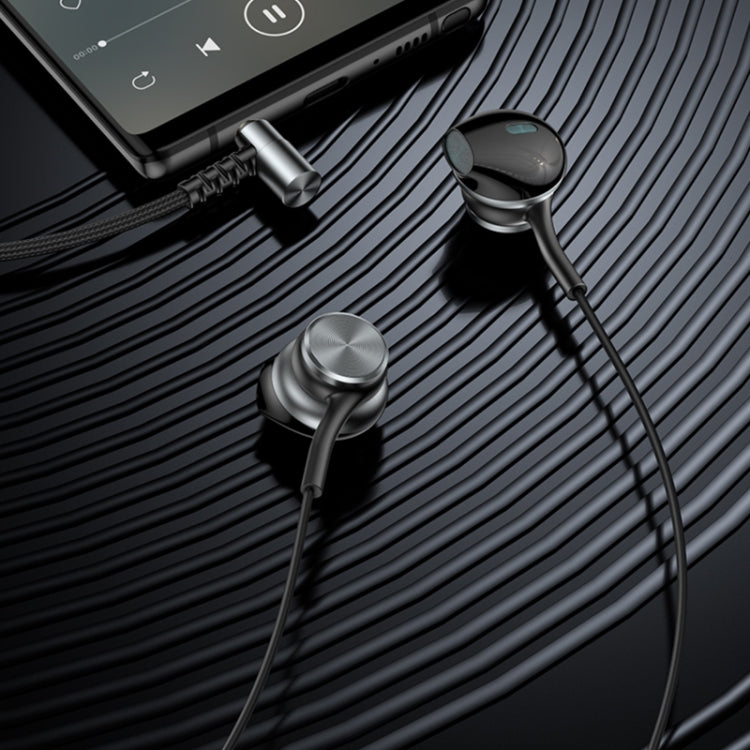 Yesido YH40 wired earphones with 3.5mm plug, featuring a braided cable and built-in microphone for high-fidelity sound.