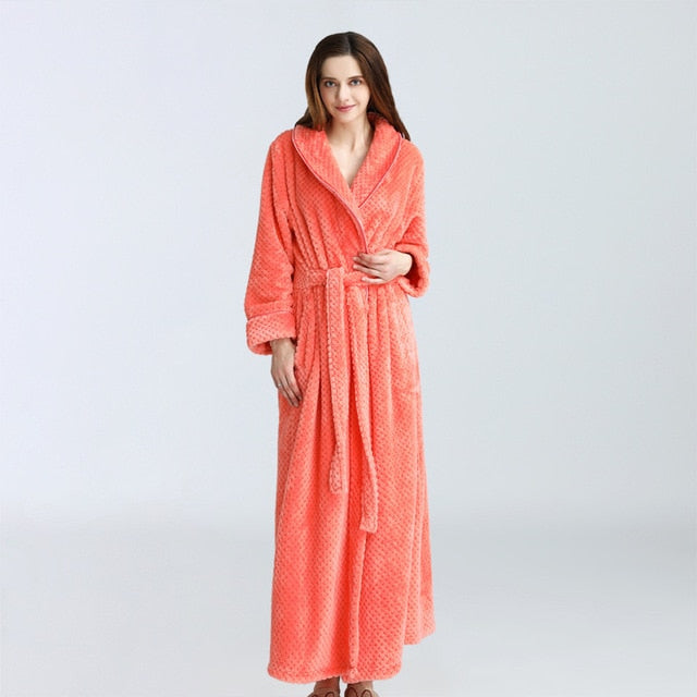 A cozy Women Winter Extra Long Robe made of soft flannel, designed for plus sizes, featuring a stylish peignoir design perfect for winter lounging.