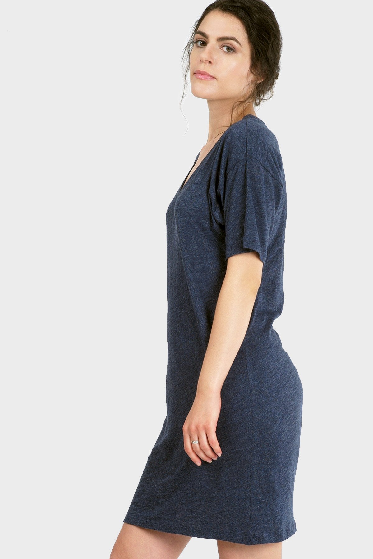 MIKA Organic T-Shirt Dress in a relaxed fit with v-neck, made from organic cotton and bamboo rayon, perfect for casual outings or lounging.