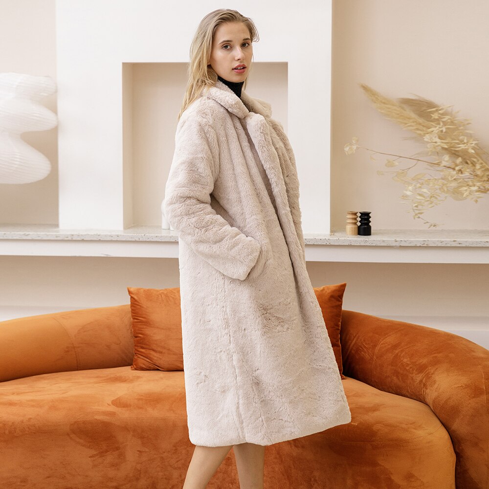 2022 New Female Winter Plush Thick Warm Loose Women Faux Rabbit Fur coat in a stylish design with a turn-down collar and covered button closure.