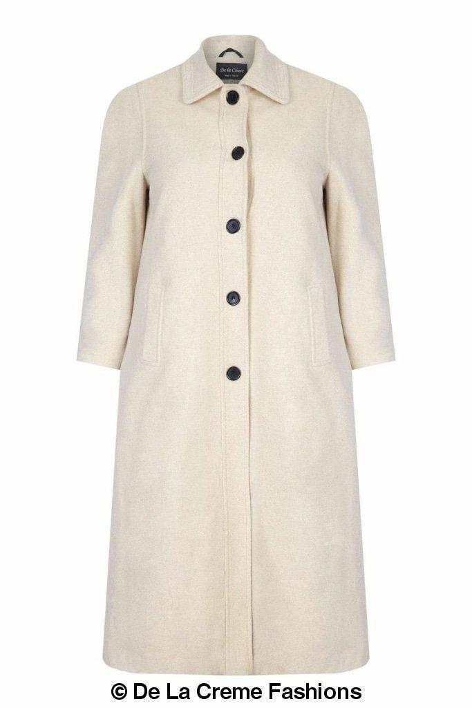 A stylish Curve Wool & Cashmere Blend Plus Size Long Coat in a classic design, featuring a single-breasted front and two side pockets, perfect for sizes UK 14-24.