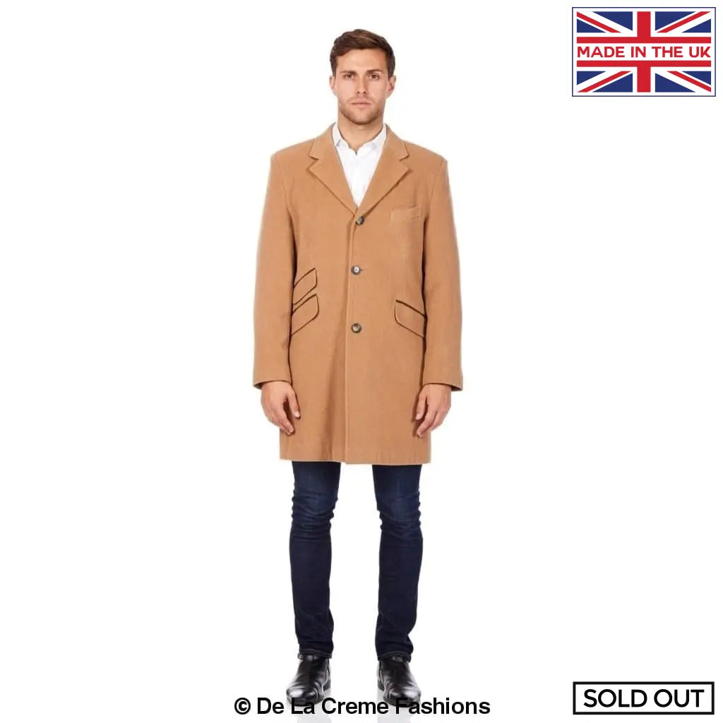 De La Creme MAN Wool Blend Retro Mod Coat in black, showcasing its stylish single-breasted design and high-quality fabric.