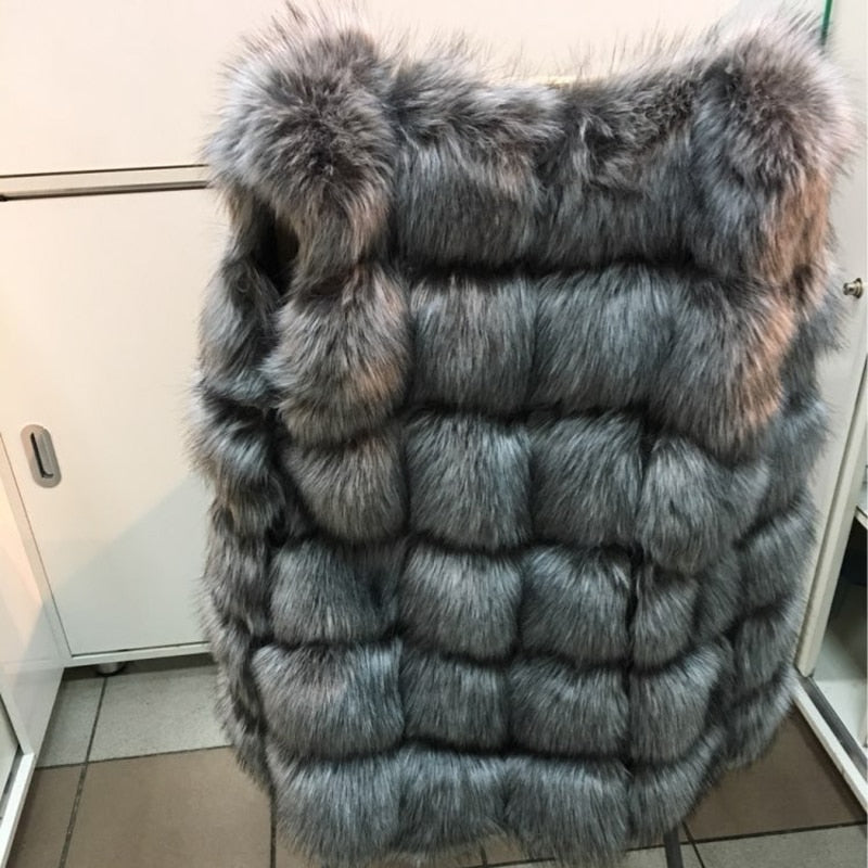 Luxurious high-quality faux fox fur vest coat for women in various colors, showcasing its elegant design and premium materials.