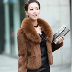 High Quality Winter Warm Fluffy Faux Fur Coat for Women featuring a faux fox fur collar, perfect for winter fashion.