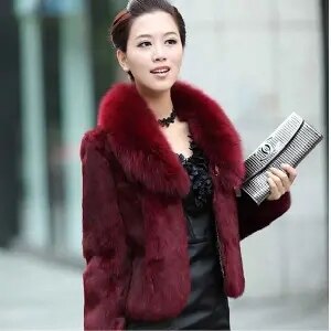 High Quality Winter Warm Fluffy Faux Fur Coat for Women featuring a faux fox fur collar, perfect for winter fashion.