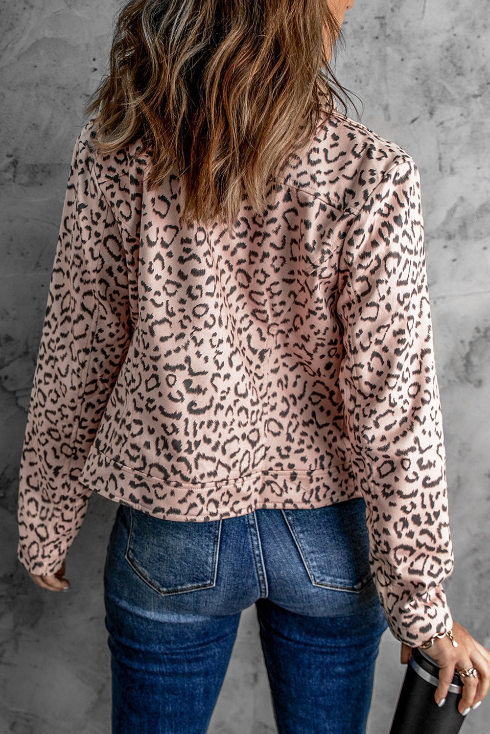 A stylish leopard print zipper jacket featuring a turn-down collar and long sleeves, perfect for casual wear in fall and winter.