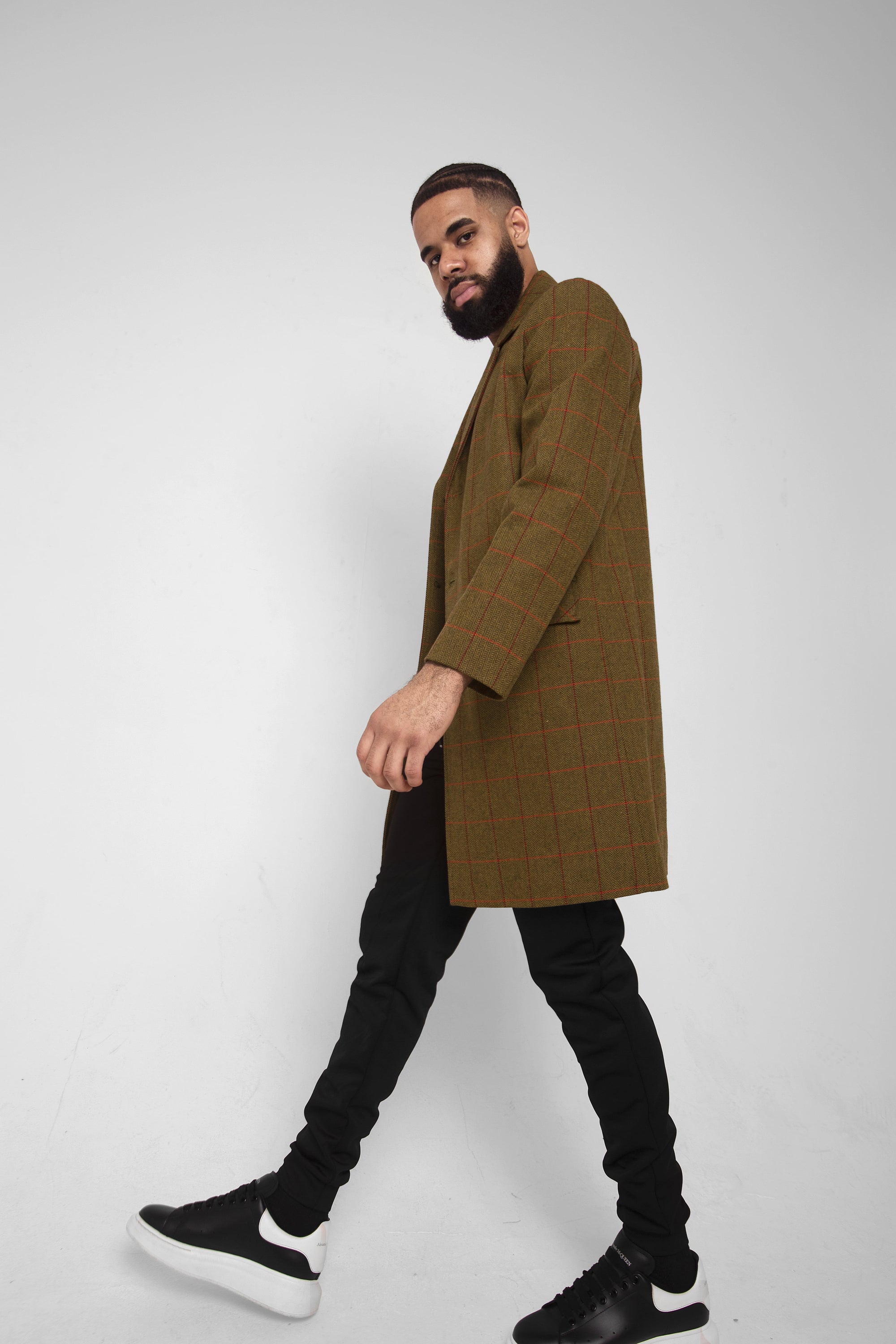 Men's Single Breasted Check Design Overcoat featuring a stylish check pattern, perfect for cold weather and versatile occasions.