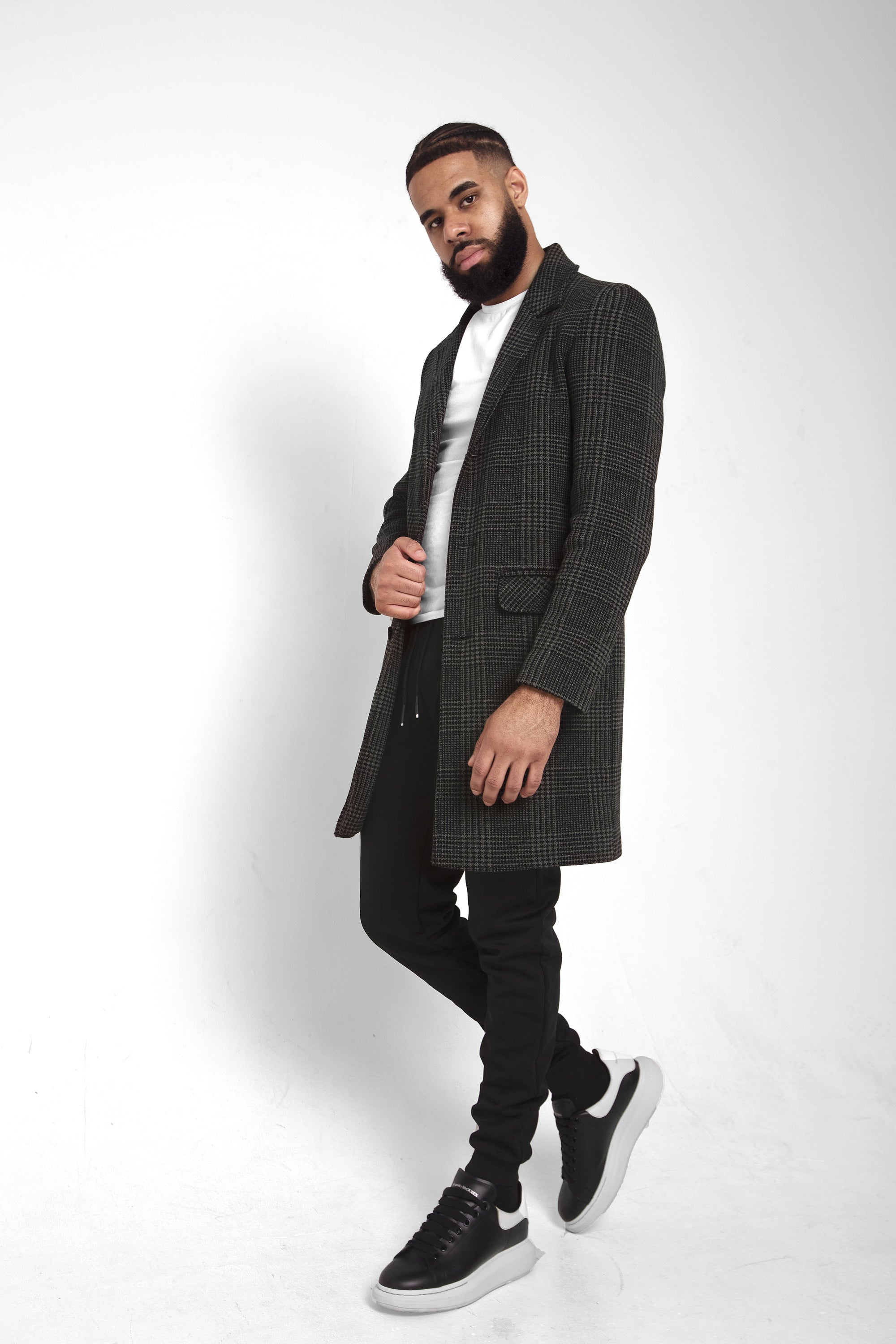 Men's Single Breasted Check Design Overcoat featuring a stylish check pattern, perfect for cold weather and versatile occasions.