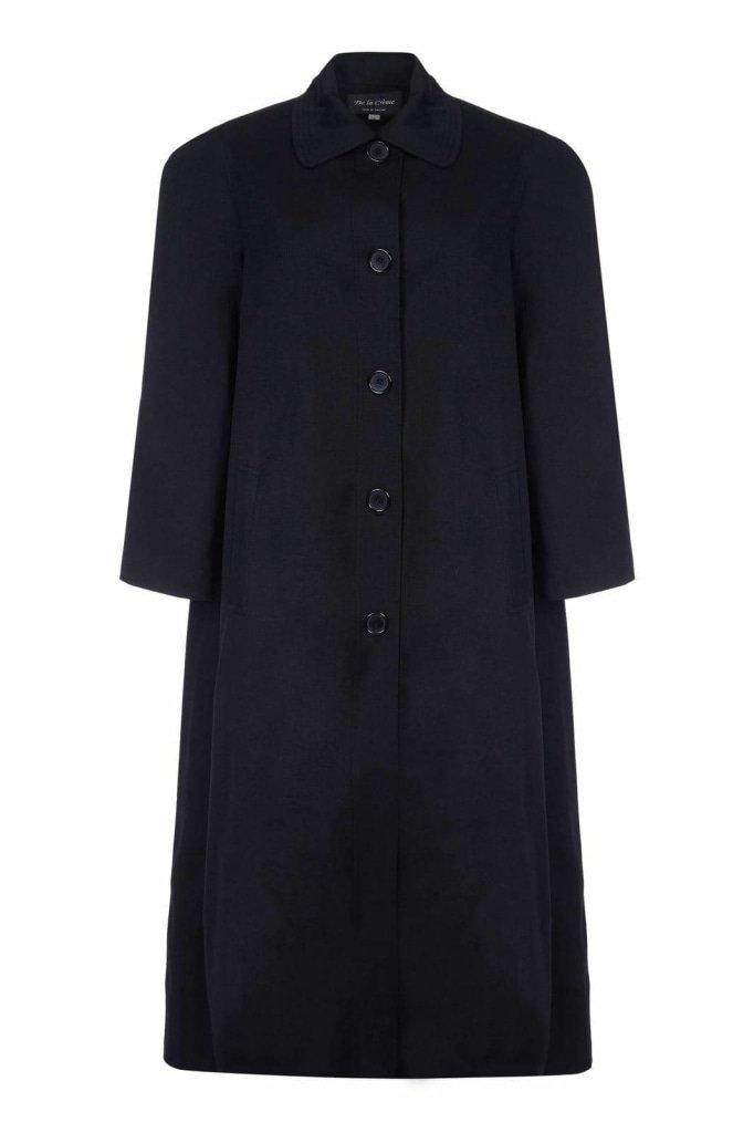 Spring/Summer Plus Size Long Coat in Black, featuring single breasted fastening and two side pockets, designed for sizes UK 14-24.