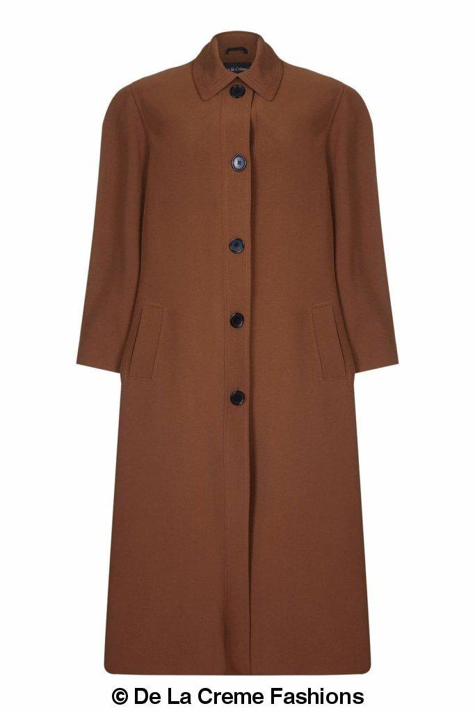 Spring/Summer Plus Size Long Coat in Black, featuring single breasted fastening and two side pockets, designed for sizes UK 14-24.