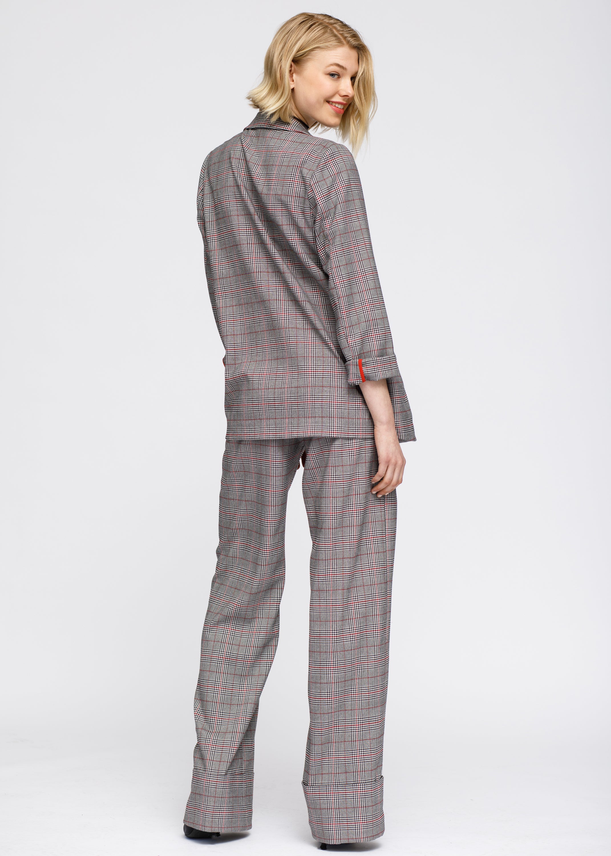 Women's Multi Glen Plaid Blazer in Grey Plaid featuring a notched collar and front flap pockets, showcasing a stylish multi glen plaid pattern.