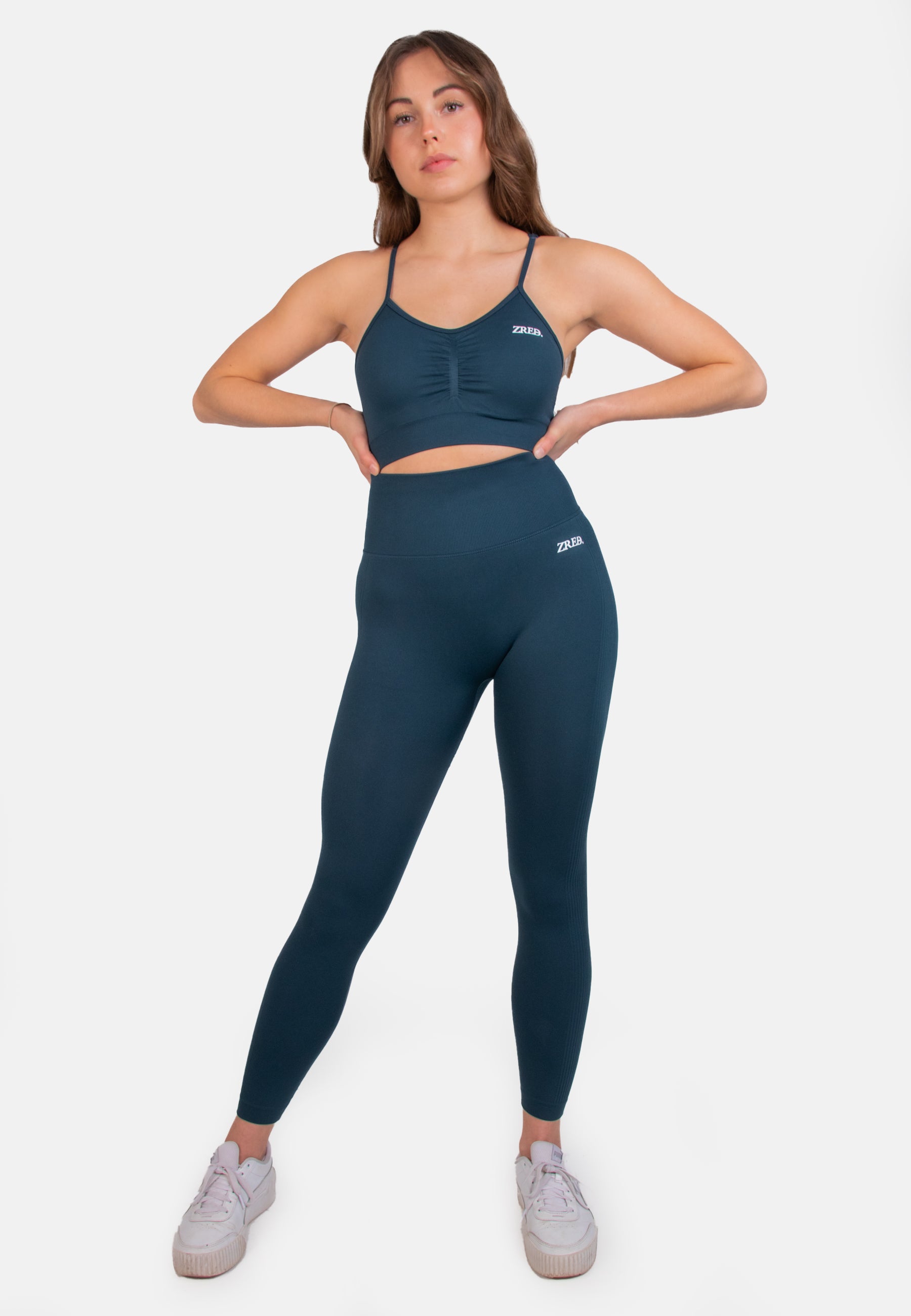 Die Shape Seamless Leggings in Dark Teal und Coffee, mit hohem Bund und nahtlosem Design, ideal für Training und Freizeit.