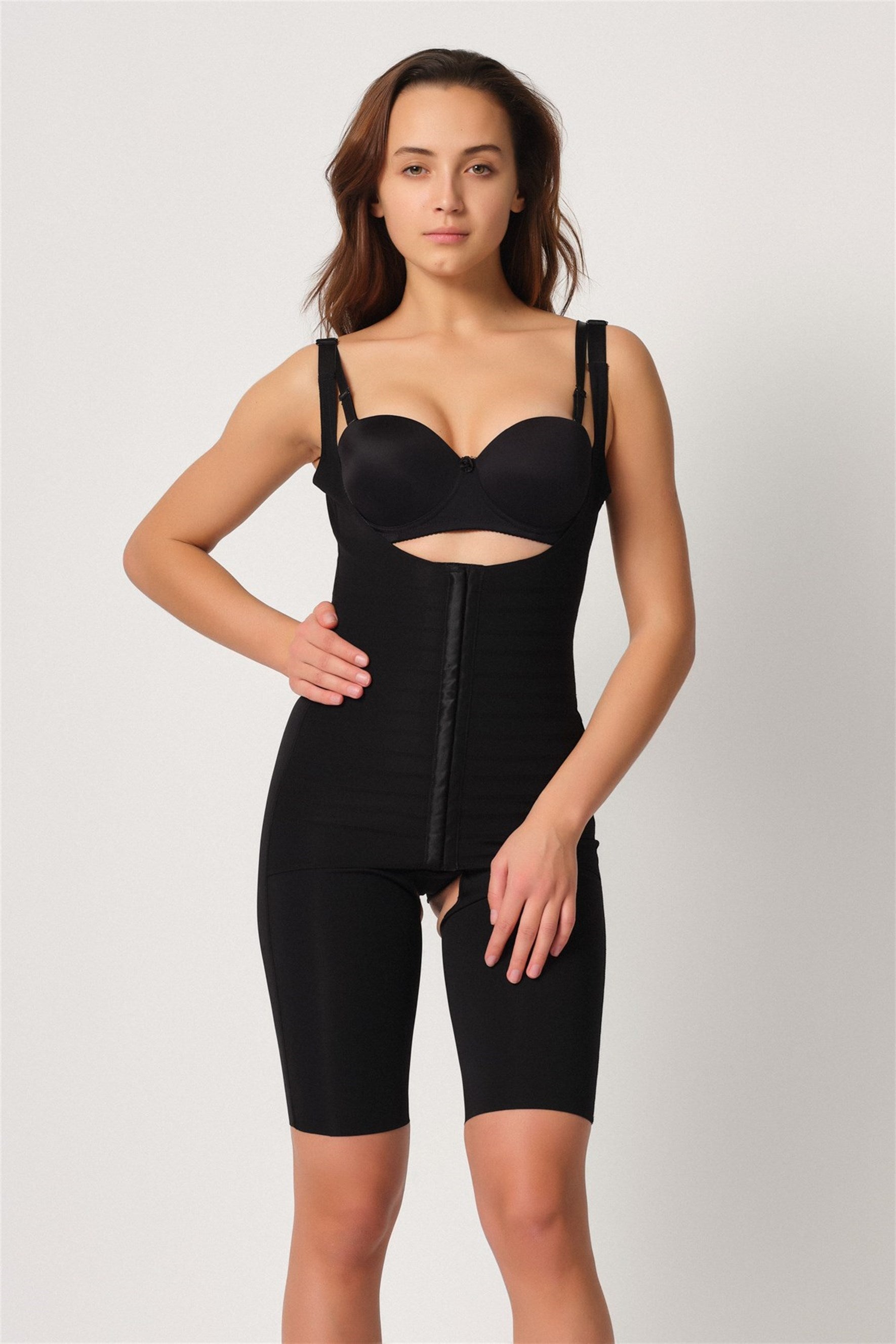 Shopymommy 2915 Yelek Karyoka Postpartum Corset featuring breathable fabric and anti-slip silicone backing, designed for postpartum recovery.