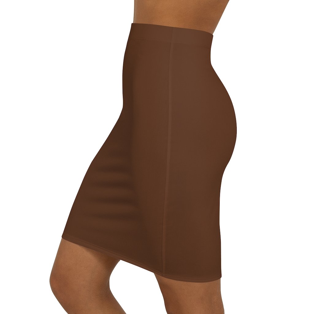 Chocolate brown pencil skirt made of polyester and spandex, featuring a mid-waist slim fit and elastic waistband.