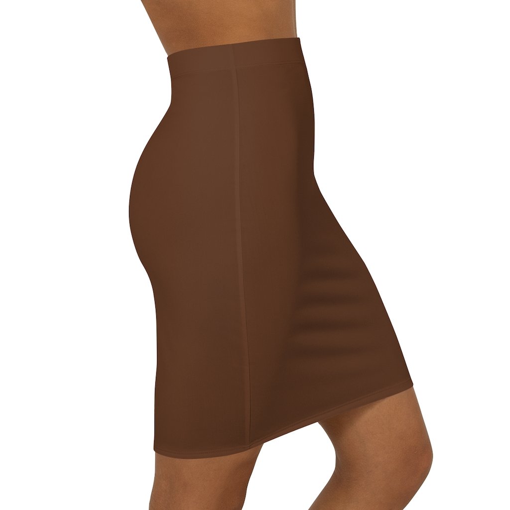 Chocolate brown pencil skirt made of polyester and spandex, featuring a mid-waist slim fit and elastic waistband.