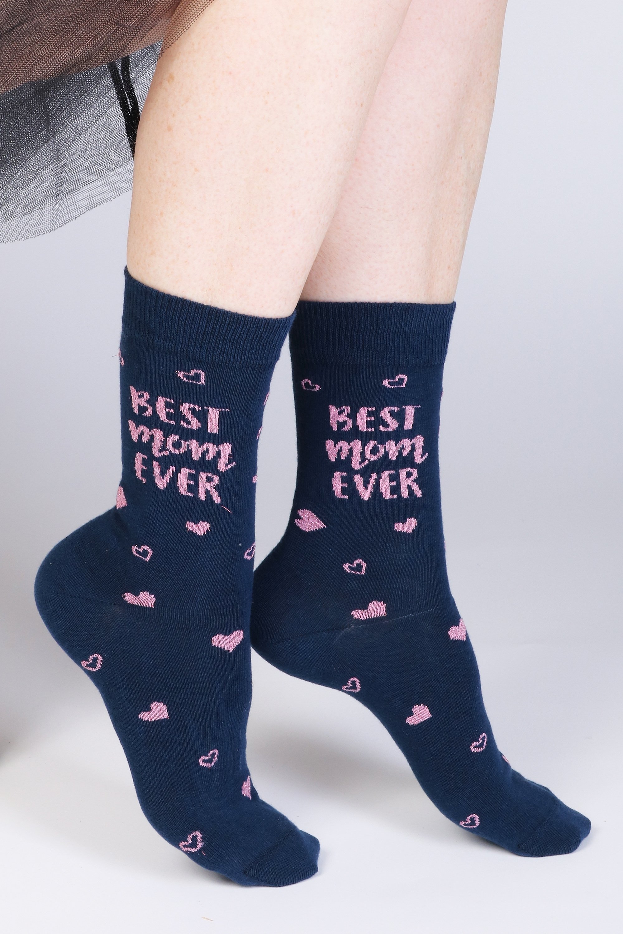 A pair of marine blue cotton socks with the slogan 'BEST MOM EVER' printed on them, perfect for Mother's Day gifts.