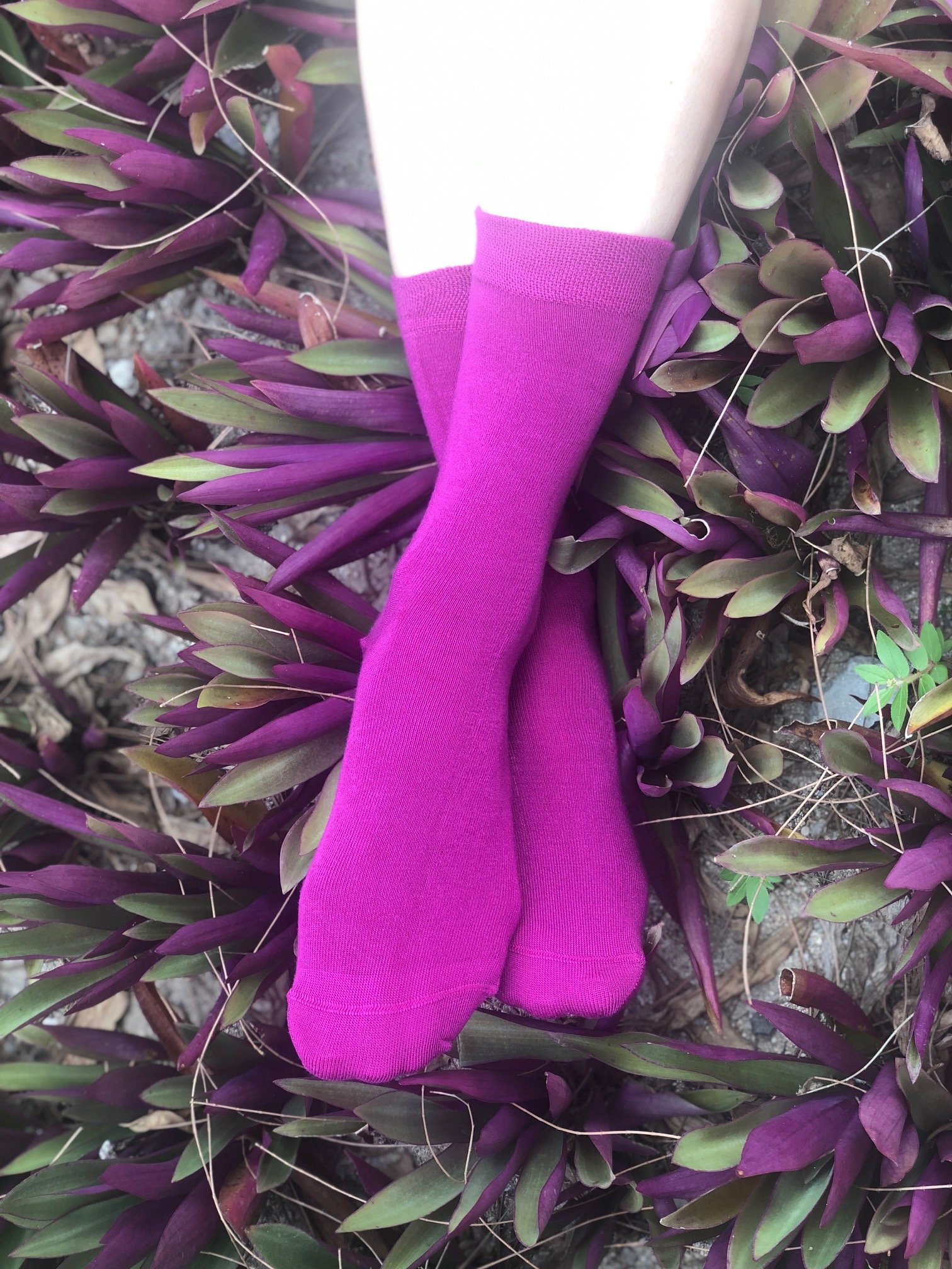 A pair of soft lilac socks made from viscose, showcasing their comfortable and stylish design.