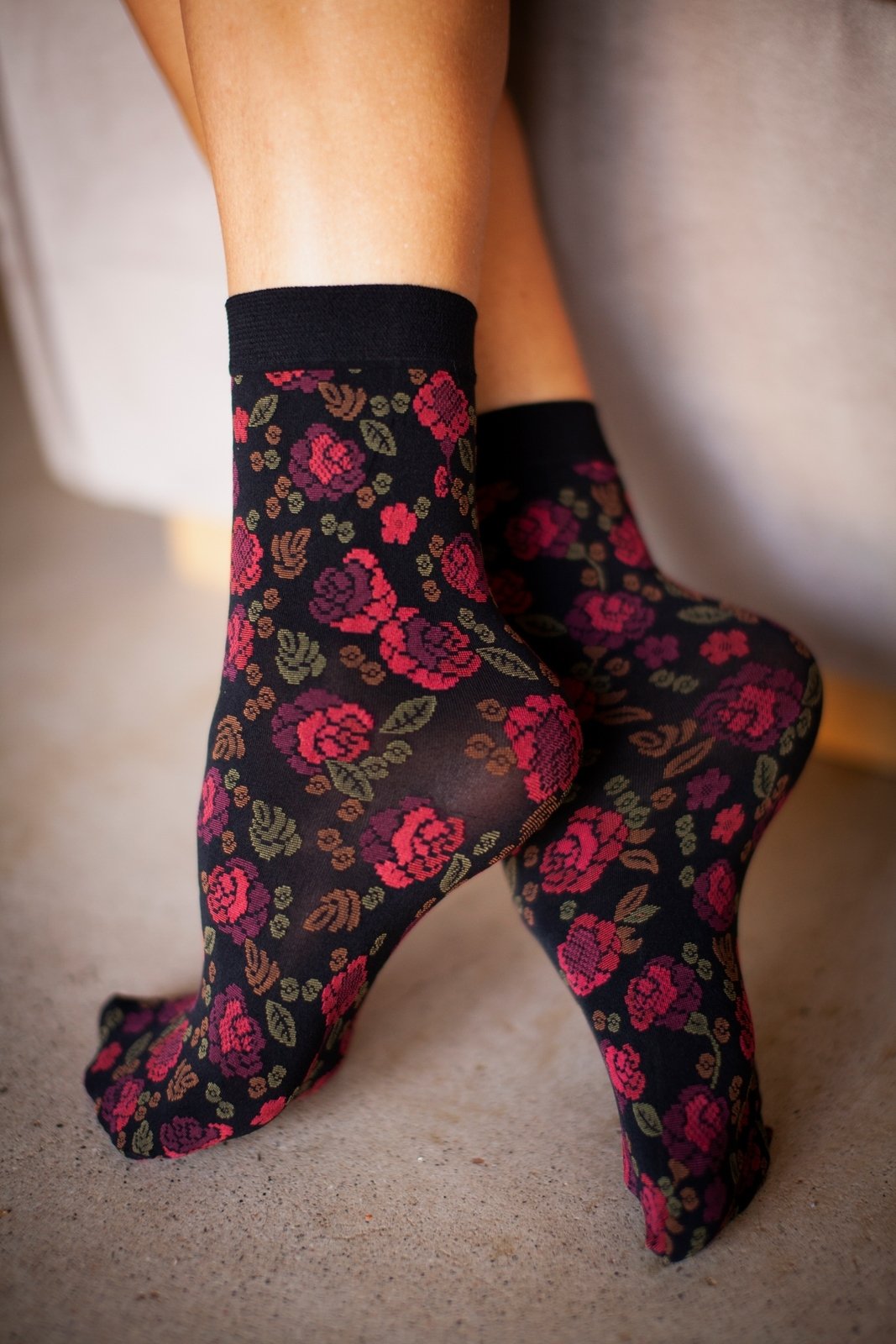 LISETTE red 60 DENIER women's socks featuring large rose designs, perfect for stylish everyday wear.