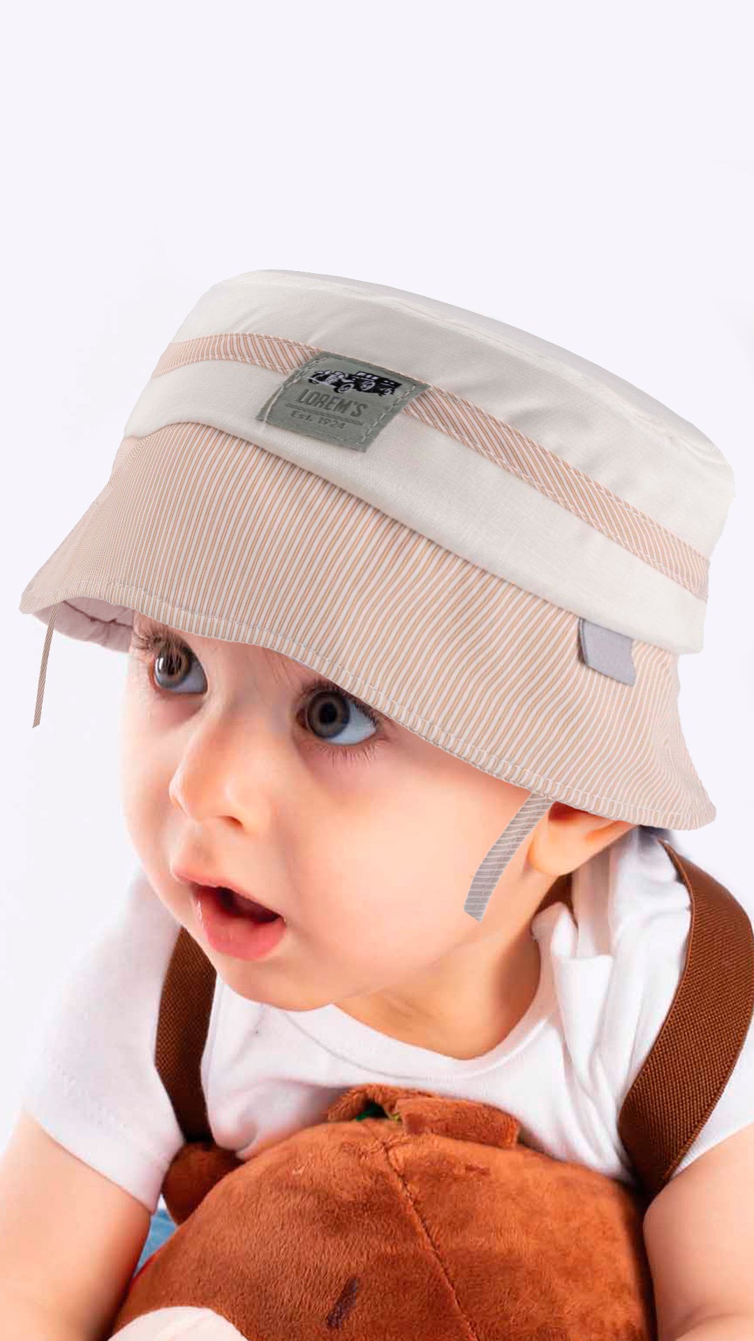 A stylish white kids fedora hat featuring a cute cartoon car design, perfect for children aged 4-8 years.