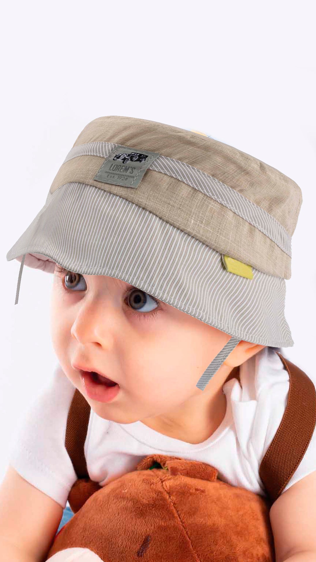 A stylish white kids fedora hat featuring a cute cartoon car design, perfect for children aged 4-8 years.