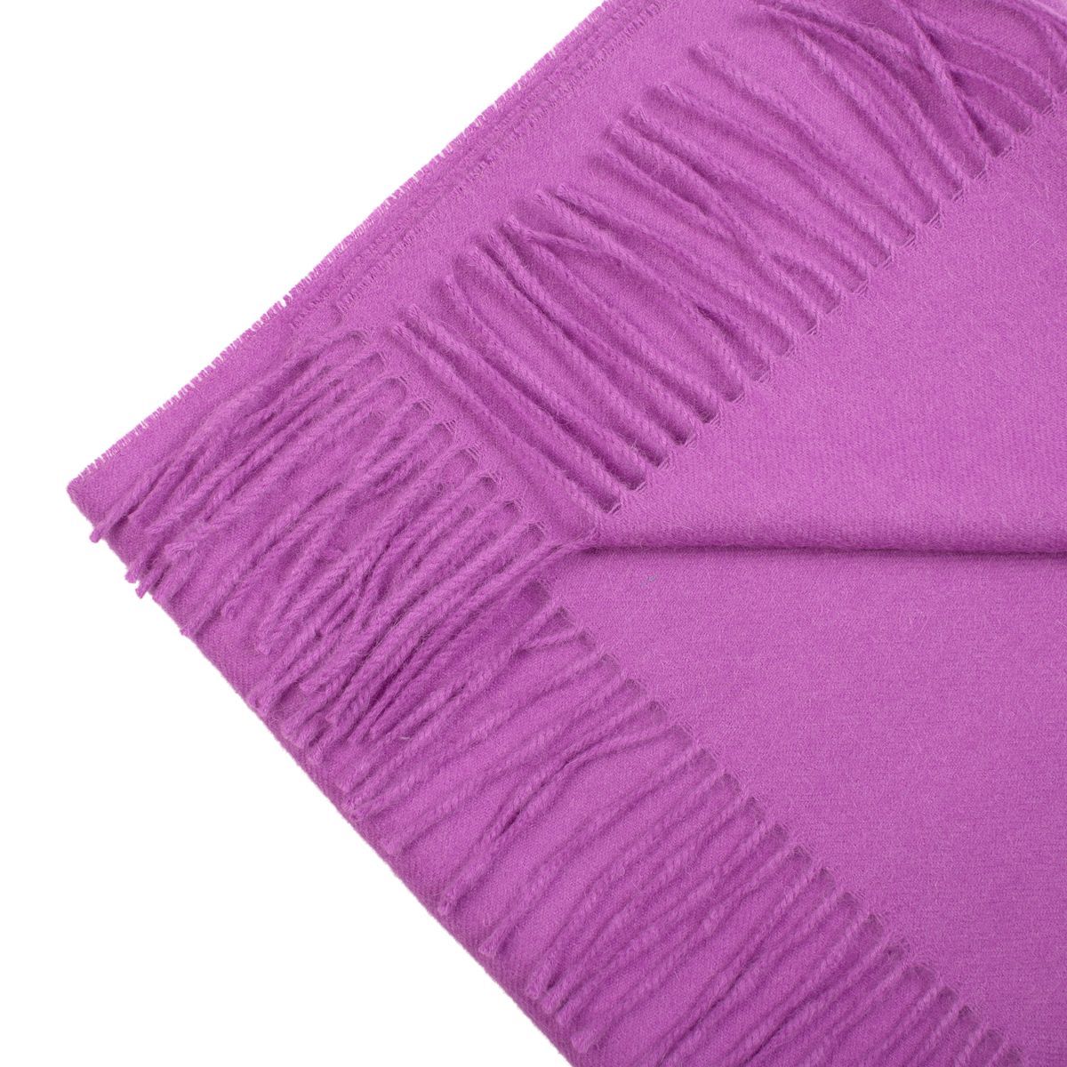 Luxurious purple alpaca wool scarf made from 100% baby alpaca, showcasing its soft texture and elegant design.