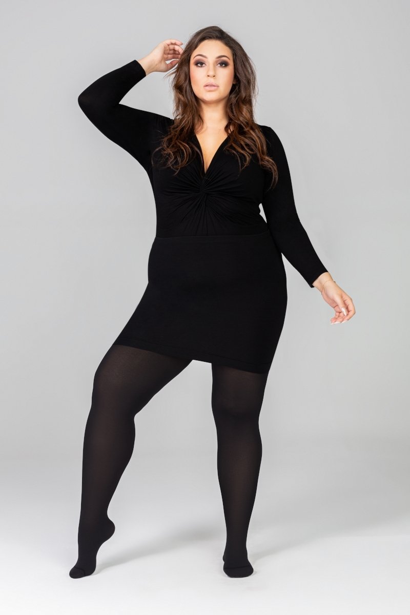 QUEEN PLUS 50DEN black tights designed for curvy ladies, featuring a comfortable cotton gusset and soft material.