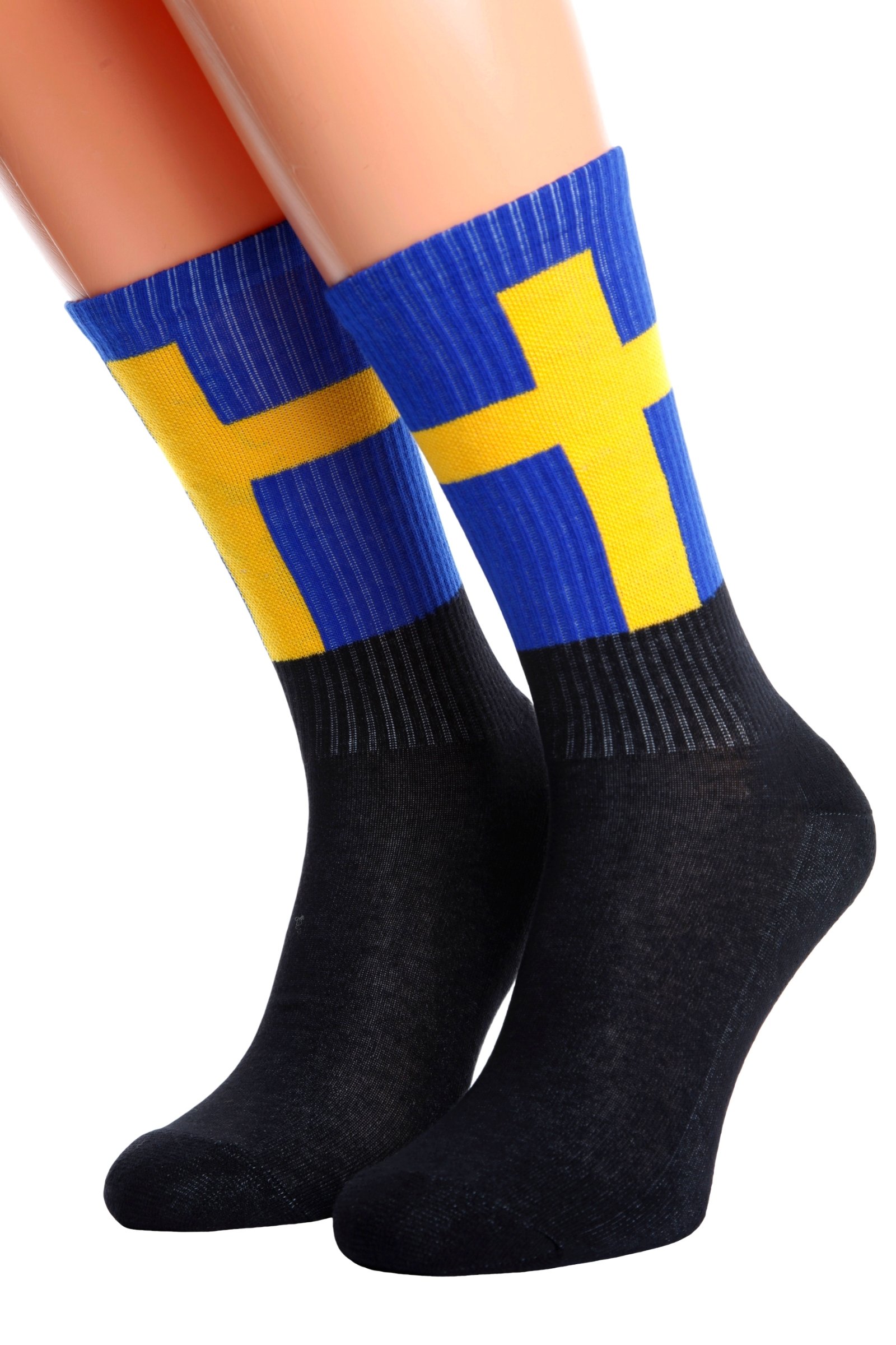 A pair of black cotton socks featuring the Sweden flag design, with 'SWEDEN' written on the sole, suitable for men and women.